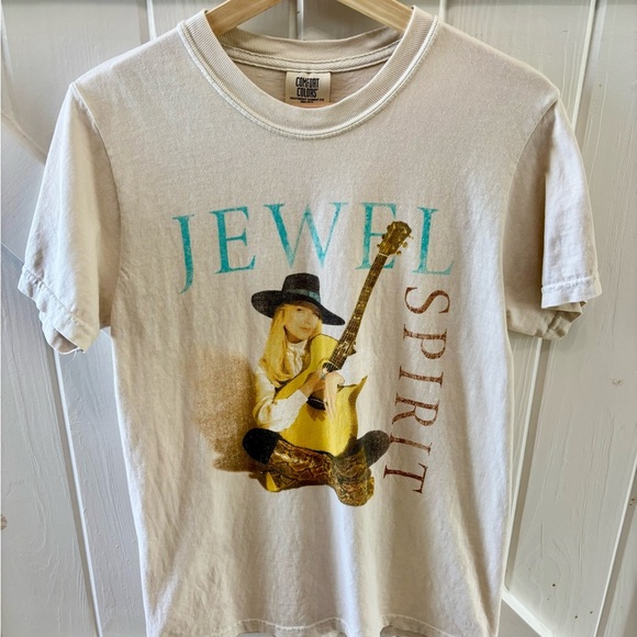 Comfort Colors Classic Cream Tee - Picture 3 of 7